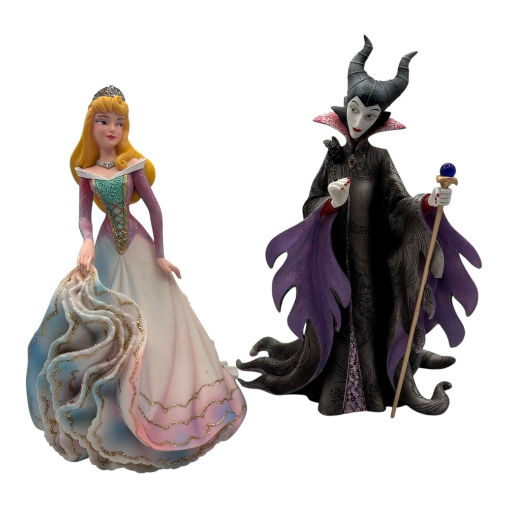 Disney Showcase Couture de Force Maleficent & Aurora Figurines Set